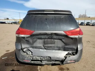 2013 Toyota Sienna L с VIN 5TDZK3DCXDS322283, выставлен на аукционе Copart как лот 43822525 с пробегом 151 341 миль миль и Списание • Salvage title. История ставок и продаж доступна на DreamBid. Изображение 6.