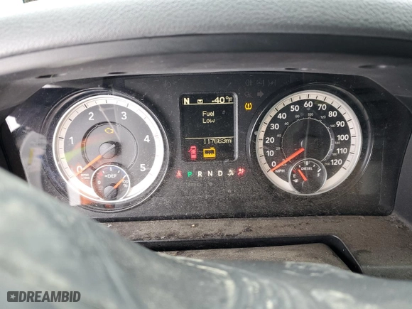 2018 Ram 2500 Tradesman with VIN 3C6UR5CL2JG390968, listed as a Copart auction lot 46095885 with 117,663 mi miles and Salvage Title. Bid and sale history available at carsss.com. Image 9.