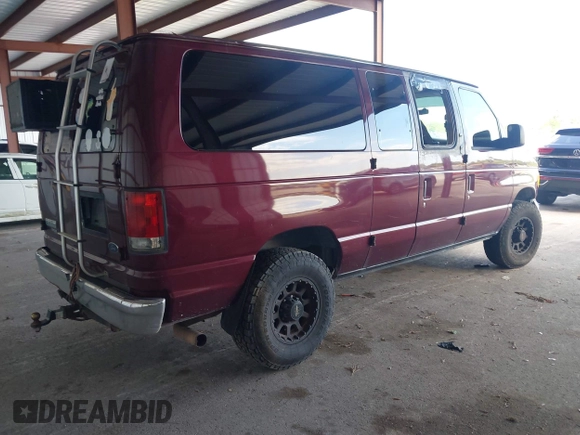2007 Ford Econoline Passenger XL with VIN 1FBNE31L57DB42403, listed as a IAAI auction lot 41997050 with 217,651 mi miles and . Bid and sale history available at carsss.com. Image 4.