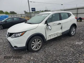 2017 Nissan Rogue SV with VIN JN1BJ1CR0HW101797, listed as a Copart auction lot 51958725 with 82,027 mi miles and Salvage title. Bid and sale history available at DreamBid. Image 1.
