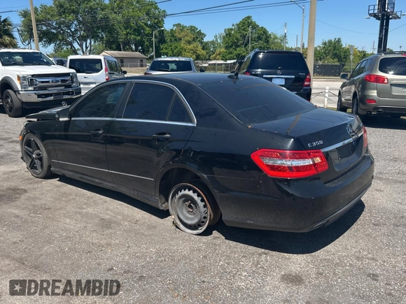 2013 Mercedes-Benz E-Class E 350 Luxury BlueTEC with VIN WDDHF2EB9DA706929, listed as a Copart auction lot 50948765 with 143,639 mi miles and Clean Title. Bid and sale history available at carsss.com. Image 3.