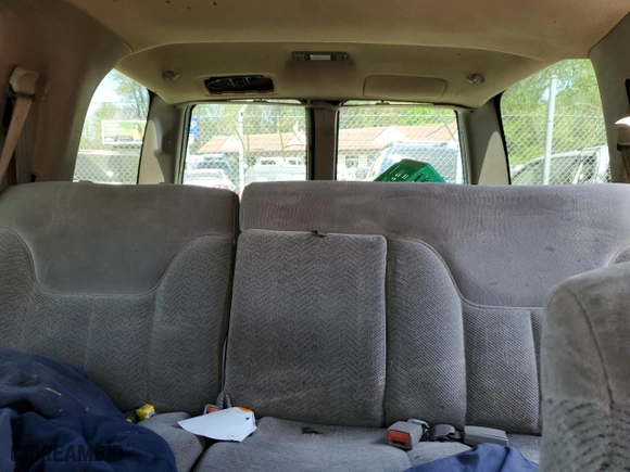 1999 Chevrolet Tahoe with VIN 1GNEC13R2XJ536828, listed as a Copart auction lot 53610465 with 201,276 mi miles and Salvage Title. Bid and sale history available at carsss.com. Image 10.
