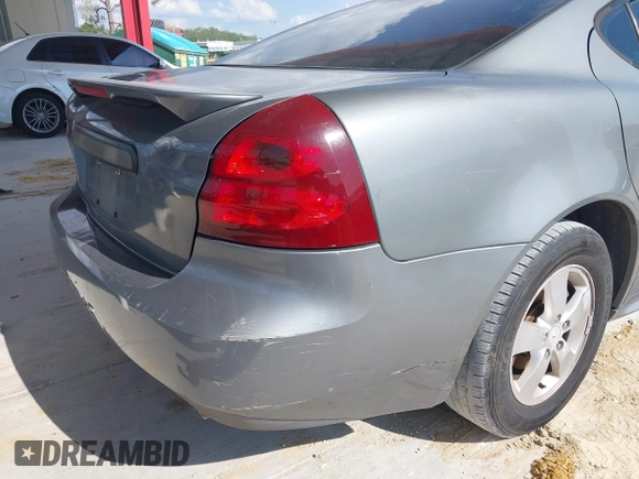 2008 Pontiac Grand Prix z VIN 2G2WP552X81107378, wystawiony jako IAAI lot #41923134 z przebiegiem 150 742 mil mil oraz . Historia ofert i sprzedaży dostępna na DreamBid. Obrazek 12.