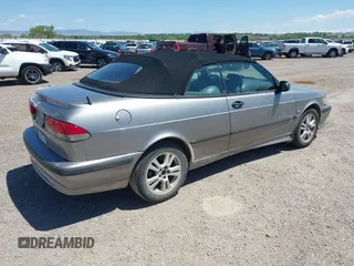 2002 Saab 9-3 z VIN YS3DF75K227014231, wystawiony jako IAAI lot #42305591 z przebiegiem 145 813 mil mil oraz . Historia ofert i sprzedaży dostępna na DreamBid. Obrazek 4.