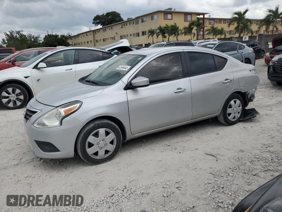 2015 Nissan Versa SV with VIN 3N1CN7AP2FL803412, listed as a Copart auction lot 47944445 with 90,414 mi miles and Non Repairable. Bid and sale history available at carsss.com. Image 1.