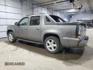2008 Chevrolet Avalanche LT w/3LT with VIN 3GNFK12388G279813, listed as a Copart auction lot 41590555 with 333,711 mi miles and Clean Title. Bid and sale history available at carsss.com. Image 2.