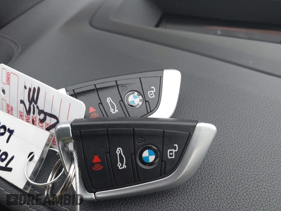2021 BMW X3 M с VIN 5YMTS0C05M9F22797, выставлен на аукционе IAAI как лот 42665624 с пробегом 44 878 миль миль и . История ставок и продаж доступна на DreamBid. Изображение 11.