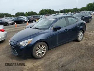 2016 Scion iA z VIN 3MYDLBZV6GY106568, wystawiony jako Copart lot #58303925 z przebiegiem 133 740 mil mil oraz Szkody całkowita. Historia ofert i sprzedaży dostępna na DreamBid. Obrazek 1.