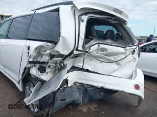 2012 Toyota Sienna SE с VIN 5TDXK3DC3CS268136, выставлен на аукционе IAAI как лот 42153110 с пробегом 248 887 миль миль и . История ставок и продаж доступна на DreamBid. Изображение 6.