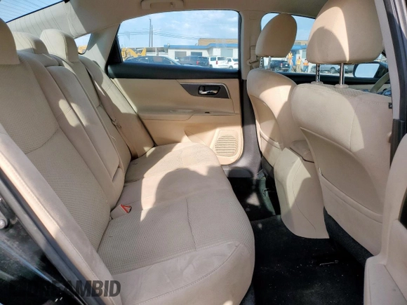 2015 Nissan Altima S with VIN 1N4AL3AP3FN915192, listed as a Copart auction lot 50333745 with 297,372 mi miles and Salvage Title. Bid and sale history available at carsss.com. Image 10.