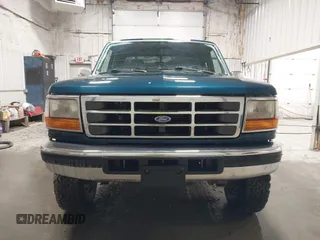 1997 Ford F-250 HD with VIN 1FTHX26G0VEB12354, listed as a IAAI auction lot 42033876 with Not Provided miles. Bid and sale history available at carsss.com. Image 12.