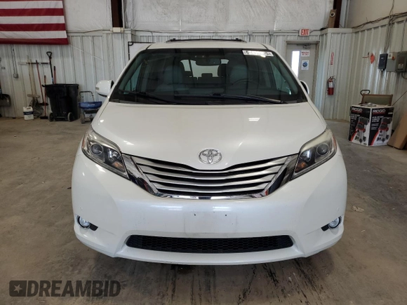 2017 Toyota Sienna XLE Auto Access Seat with VIN 5TDYZ3DC1HS780078, listed as a Copart auction lot 62499995 with 78,227 mi miles and Clean title. Bid and sale history available at DreamBid. Image 5.