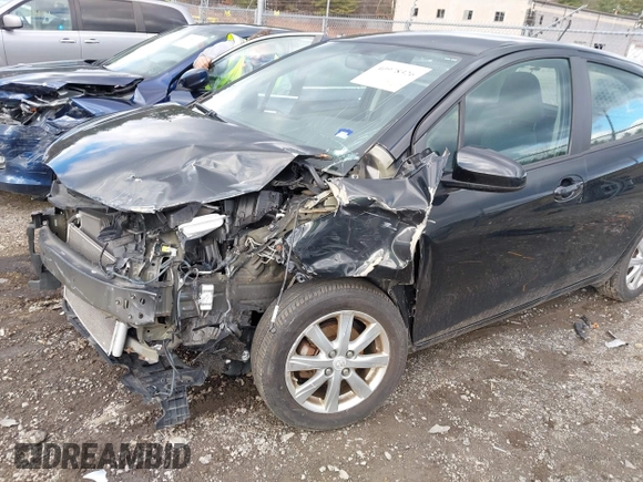 2015 Toyota Yaris L with VIN VNKKTUD39FA028708, listed as a IAAI auction lot 40978326 with 83,377 mi miles. Bid and sale history available at carsss.com. Image 6.