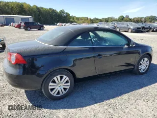 2008 Volkswagen Eos Turbo z VIN WVWAA71F18V049221, wystawiony jako Copart lot #75855374 z przebiegiem 157 657 mil mil oraz Szkoda całkowita • Salvage title. Historia ofert i sprzedaży dostępna na DreamBid. Obrazek 3.