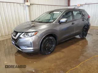 2018 Nissan Rogue SV z VIN JN8AT2MV6JW314624, wystawiony jako Copart lot #52546785 z przebiegiem 233 834 mil mil oraz Szkoda całkowita • Salvage title. Historia ofert i sprzedaży dostępna na DreamBid. Obrazek 1.