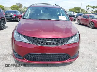 2017 Chrysler Pacifica Touring L with VIN 2C4RC1BG6HR739602, listed as a IAAI auction lot 42085250 with 96,377 mi miles and . Bid and sale history available at DreamBid. Image 12.