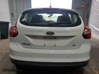 2014 Ford Focus SE with VIN 1FADP3K23EL297578, listed as a Copart auction lot 47912975 with 118,513 mi miles and Salvage Title. Bid and sale history available at carsss.com. Image 6.