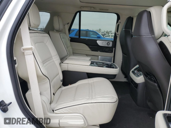 2020 Lincoln Navigator Black Label with VIN 5LMJJ2TT7LEL19771, listed as a Copart auction lot 46167285 with 99,753 mi miles and Salvage title. Bid and sale history available at DreamBid. Image 11.