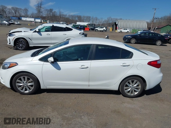 2015 Kia Forte LX with VIN KNAFX4A65F5298540, listed as a IAAI auction lot 41828286 with 163,501 mi miles. Bid and sale history available at carsss.com. Image 14.