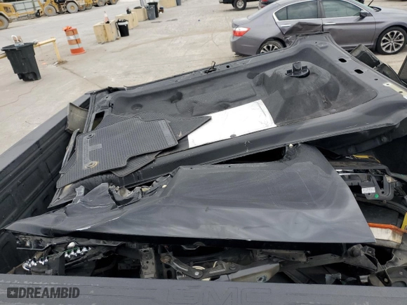 2019 GMC Sierra 3500HD Denali with VIN 1GT42WEY4KF257434, listed as a Copart auction lot 73705704 with 0 mi miles and Salvage Title. Bid and sale history available at carsss.com. Image 12.