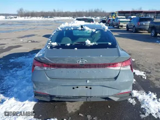 2022 Hyundai Elantra SE with VIN KMHLL4AG8NU259886, listed as a IAAI auction lot 41270628 with 65,457 mi miles. Bid and sale history available at carsss.com. Image 16.