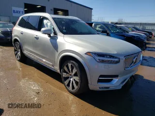 2021 Volvo XC90 Inscription with VIN YV4A221L1M1678918, listed as a Copart auction lot 46607175 with 39,425 mi miles and Salvage title. Bid and sale history available at DreamBid. Image 4.