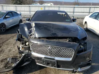 2018 Lincoln Continental Livery with VIN 1LN6L9HK3J5610471, listed as a Copart auction lot 42410484 with 162,219 mi miles and Salvage Title. Bid and sale history available at carsss.com. Image 5.