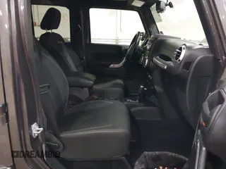 2016 Jeep Wrangler Unlimited Sahara с VIN 1C4BJWEG3GL172532, выставлен на аукционе IAAI как лот 42205994 с пробегом 93 672 миль миль и . История ставок и продаж доступна на DreamBid. Изображение 5.