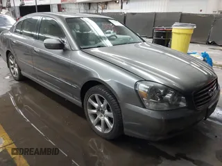 2004 Infiniti Q45 z VIN JNKBF01AX4M500680, wystawiony jako IAAI lot #42428949 z przebiegiem 200 972 mil mil oraz . Historia ofert i sprzedaży dostępna na DreamBid. Obrazek 1.