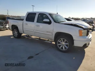 2008 GMC Sierra Denali z VIN 2GTEK638481300628, wystawiony jako Copart lot #46899905 z przebiegiem 186 131 mil mil oraz Szkody całkowita. Historia ofert i sprzedaży dostępna na DreamBid. Obrazek 4.