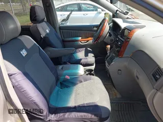2005 Toyota Sienna XLE with VIN 5TDZA22C45S276838, listed as a IAAI auction lot 42149942 with 242,598 mi miles and . Bid and sale history available at carsss.com. Image 5.
