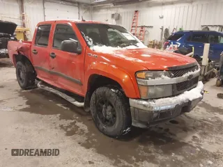 2008 Chevrolet Colorado 2LT z VIN 1GCDT13E388165141, wystawiony jako IAAI lot #41318451 z przebiegiem 144 210 mil mil oraz . Historia ofert i sprzedaży dostępna na DreamBid. Obrazek 1.
