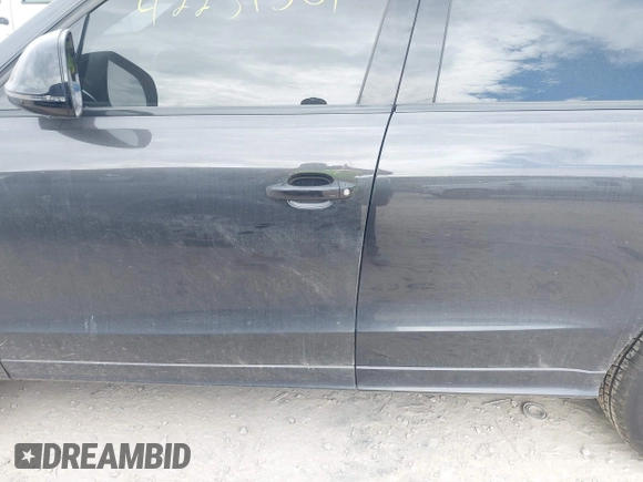 2017 Audi SQ5 Prestige z VIN WA1VCAFPXHA054672, wystawiony jako IAAI lot #42239501 z przebiegiem 119 781 mil mil oraz . Historia ofert i sprzedaży dostępna na DreamBid. Obrazek 15.
