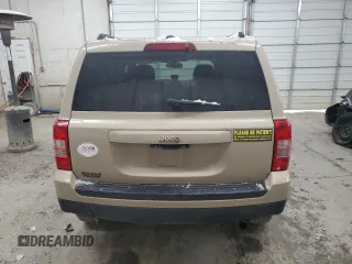 2017 Jeep Patriot Sport SE with VIN 1C4NJPBA3HD118128, listed as a Copart auction lot 41986955 with 95,543 mi miles and Salvage Title. Bid and sale history available at carsss.com. Image 6.