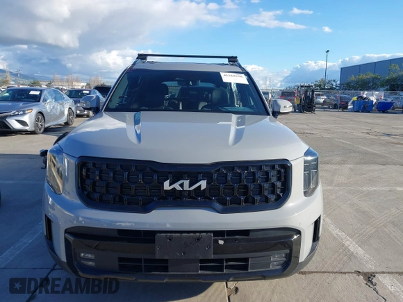 2024 Kia Telluride SX Prestige X-Pro with VIN 5XYP5DGCXRG428642, listed as a IAAI auction lot 41518556 with 12,244 mi miles and . Bid and sale history available at DreamBid. Image 13.