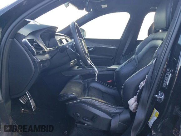 2018 Volvo XC90 R-Design with VIN YV4A22PM5J1336397, listed as a Copart auction lot 40368224 with 145,238 mi miles. Bid and sale history available at carsss.com. Image 7.