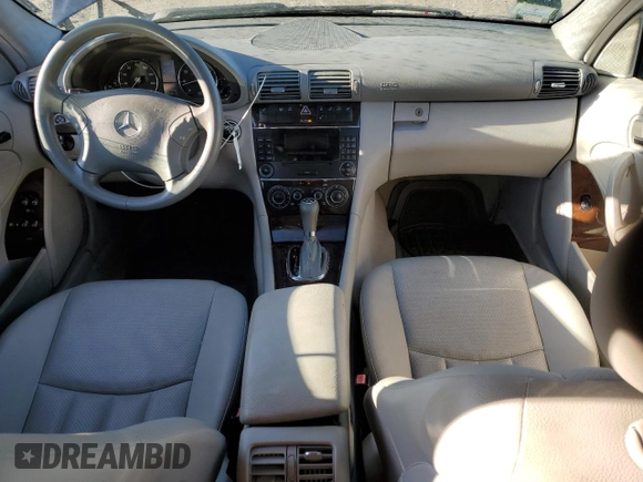 2005 Mercedes-Benz C 240 with VIN WDBRF81J75F601811, listed as a Copart auction lot 48210795 with 59,454 mi miles and Clean Title. Bid and sale history available at DreamBid. Image 8.