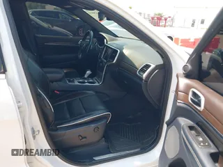 2016 Jeep Grand Cherokee Overland с VIN 1C4RJFCG1GC376439, выставлен на аукционе IAAI как лот 42800492 с пробегом 182 586 миль миль и . История ставок и продаж доступна на DreamBid. Изображение 5.