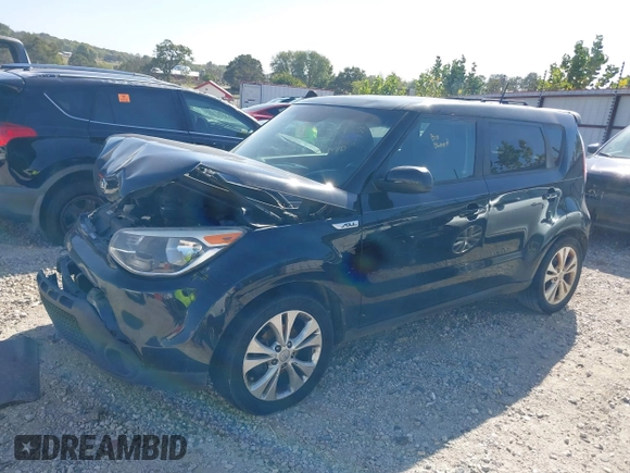 2015 Kia Soul + with VIN KNDJP3A51F7133572, listed as a IAAI auction lot 40559852 with 155,073 mi miles. Bid and sale history available at carsss.com. Image 2.