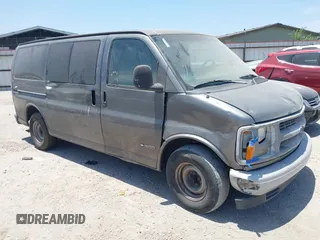 2000 Chevrolet City Express Cargo z VIN 1GNFG15R2Y1107664, wystawiony jako IAAI lot #42294843 z przebiegiem 110 426 mil mil oraz . Historia ofert i sprzedaży dostępna na DreamBid. Obrazek 1.