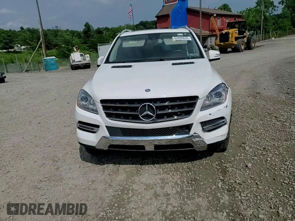 2015 Mercedes-Benz M 350 with VIN 4JGDA5HB8FA582087, listed as a Copart auction lot 62895635 with 95,928 mi miles and Salvage title. Bid and sale history available at DreamBid. Image 14.