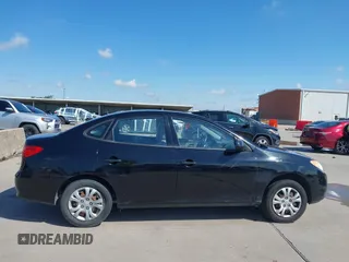 2010 Hyundai Elantra GLS z VIN KMHDU4AD1AU170856, wystawiony jako IAAI lot #42349714 z przebiegiem 160 598 mil mil oraz . Historia ofert i sprzedaży dostępna na DreamBid. Obrazek 14.