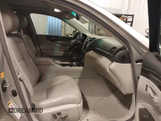2007 Lexus LS 460 L с VIN JTHGL46F275020190, выставлен на аукционе IAAI как лот 42206196 с пробегом 164 133 миль миль и . История ставок и продаж доступна на DreamBid. Изображение 5.