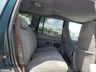 1997 Ford Explorer XLT с VIN 1FMDU32PXVUD09813, выставлен на аукционе Copart как лот 61066325 с пробегом 222 538 миль миль и Списание • Salvage title. История ставок и продаж доступна на DreamBid. Изображение 11.