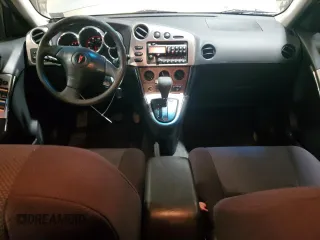 2004 Pontiac Vibe z VIN 5Y2SM62884Z403115, wystawiony jako Copart lot #47969335 z przebiegiem 106 932 mil mil oraz Szkody całkowita. Historia ofert i sprzedaży dostępna na DreamBid. Obrazek 8.