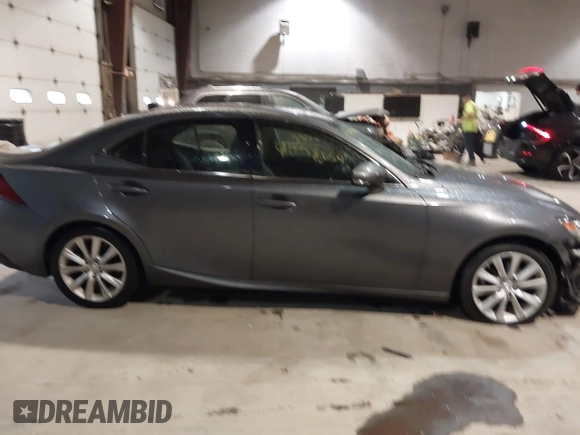 2015 Lexus IS 250 with VIN JTHCF1D21F5025433, listed as a IAAI auction lot 41458654 with 61,028 mi miles and . Bid and sale history available at DreamBid. Image 13.