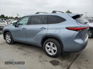 2022 Toyota Highlander LE z VIN 5TDZZRAH7NS101157, wystawiony jako Copart lot #58415605 z przebiegiem 29 941 mil mil oraz Szkoda całkowita • Salvage title. Historia ofert i sprzedaży dostępna na DreamBid. Obrazek 2.