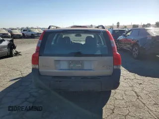 2003 Volvo V70 2.5L Turbo XC70 with VIN YV1SZ59H531108367, listed as a Copart auction lot 73484504 with 186,147 mi miles and Clean Title. Bid and sale history available at carsss.com. Image 6.