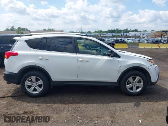 2013 Toyota RAV4 XLE with VIN JTMRFREV4D5000543, listed as a IAAI auction lot 42703469 with 231,337 mi miles and . Bid and sale history available at DreamBid. Image 13.