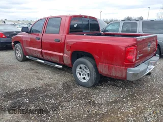 2006 Dodge Dakota SLT with VIN 1D7HE48J06S558586, listed as a IAAI auction lot 41591673 with 252,722 mi miles. Bid and sale history available at carsss.com. Image 3.